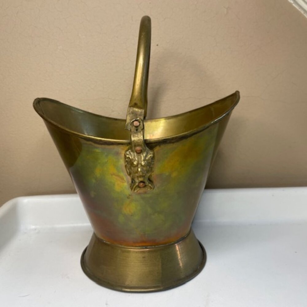 Vintage Brass Bowl with Lion Heads and Handle - Picture 4 of 9
